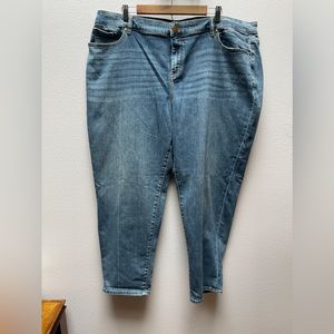 Lane Bryant Signature Fit Mid-Rise Boyfriend Jean - Medium Wash - Size 20